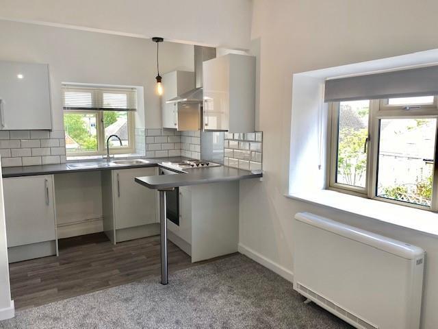 2022 Kitchen pic.jpg