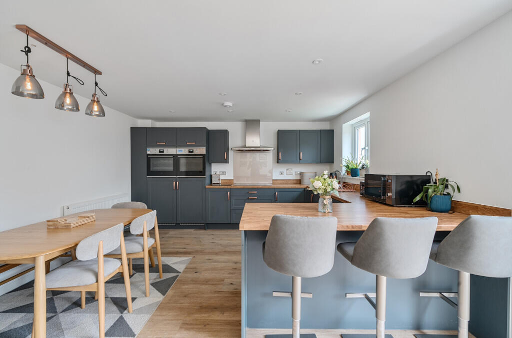 1296236-13-68389c...