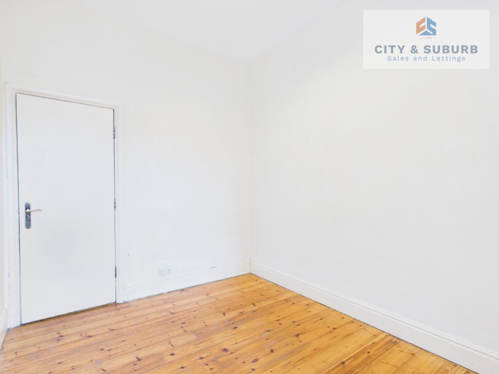 CAM01351G0-PR0194-STILL006