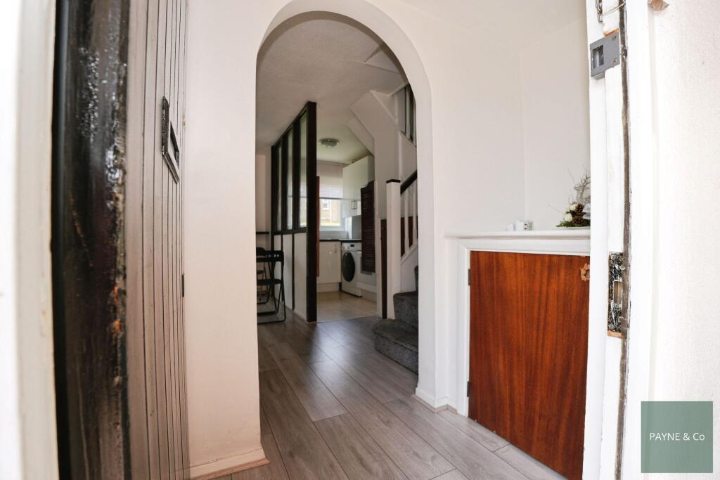 Enlcosed Porch