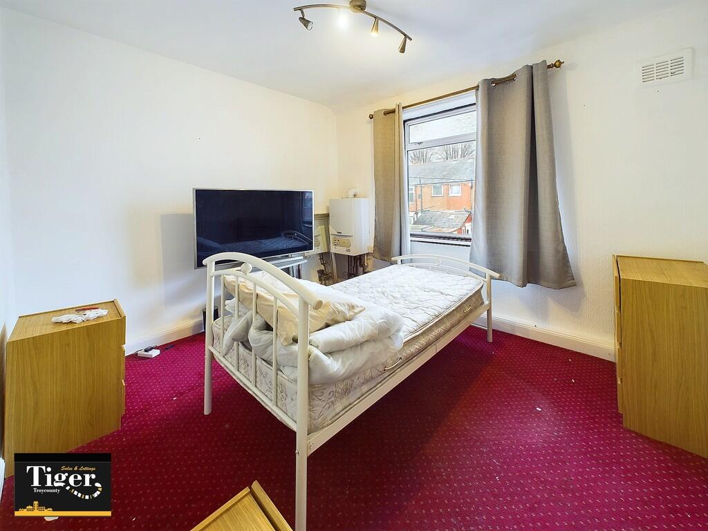 CAM02176G0-PR0458...