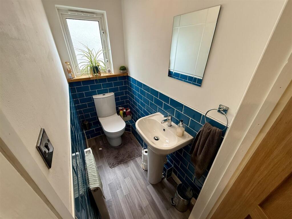 DOWNSTAIRS WC &amp; WASH HAND BASIN