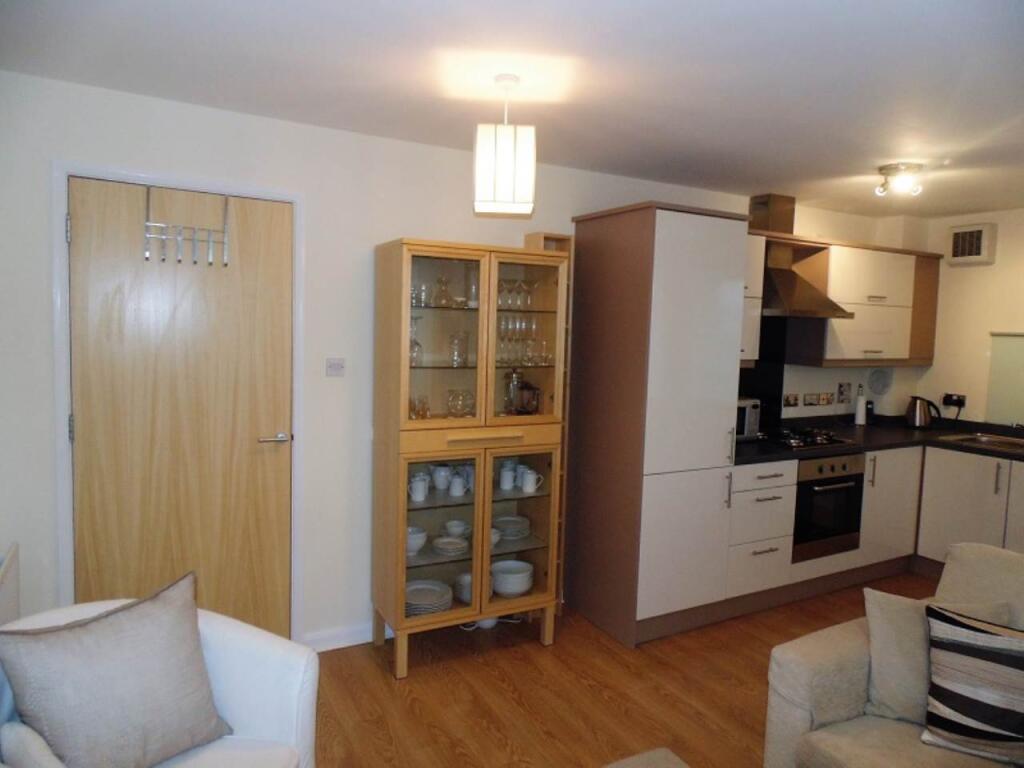 Lounge-kitchen-dinin