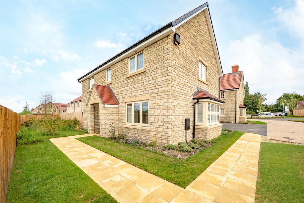 Brooks Close, Old Sodbury, Bristol, BS37