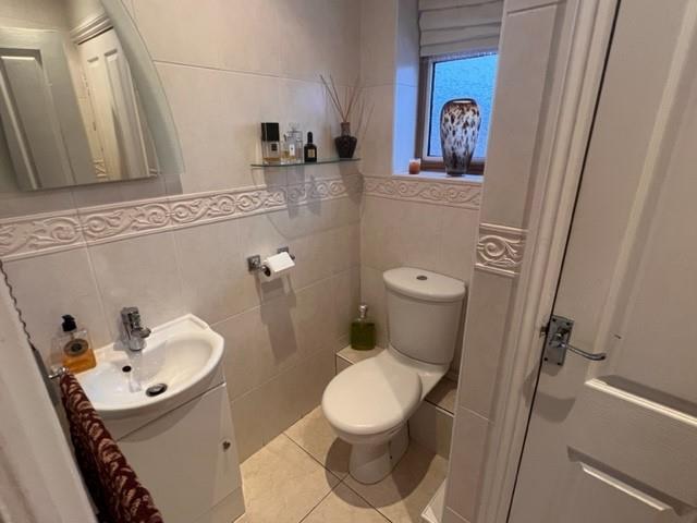 Cloakroom ( First Floor )