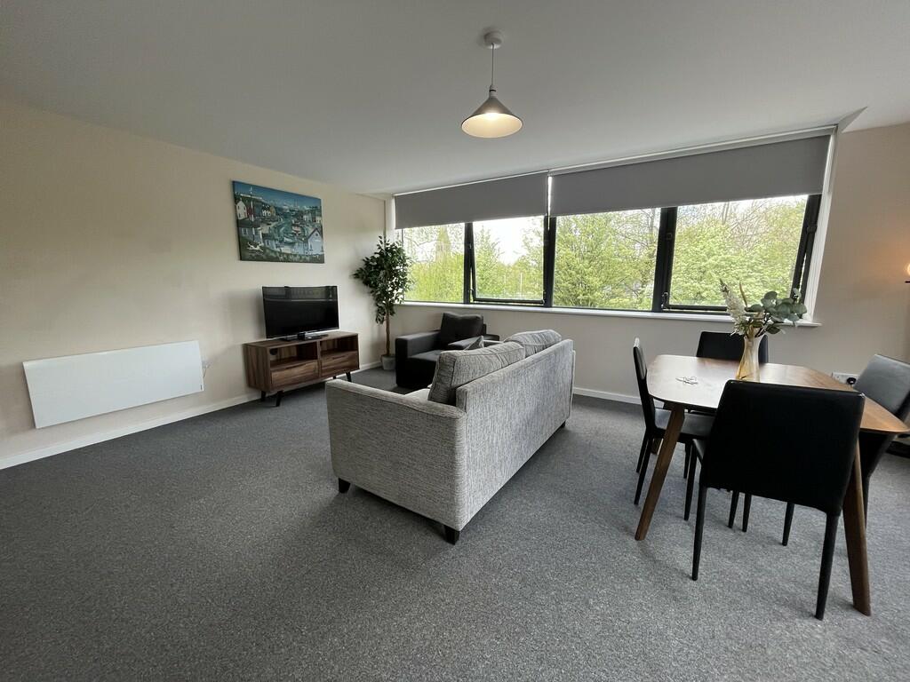 20 Sandringham Ho...