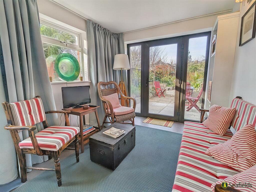 SUN ROOM