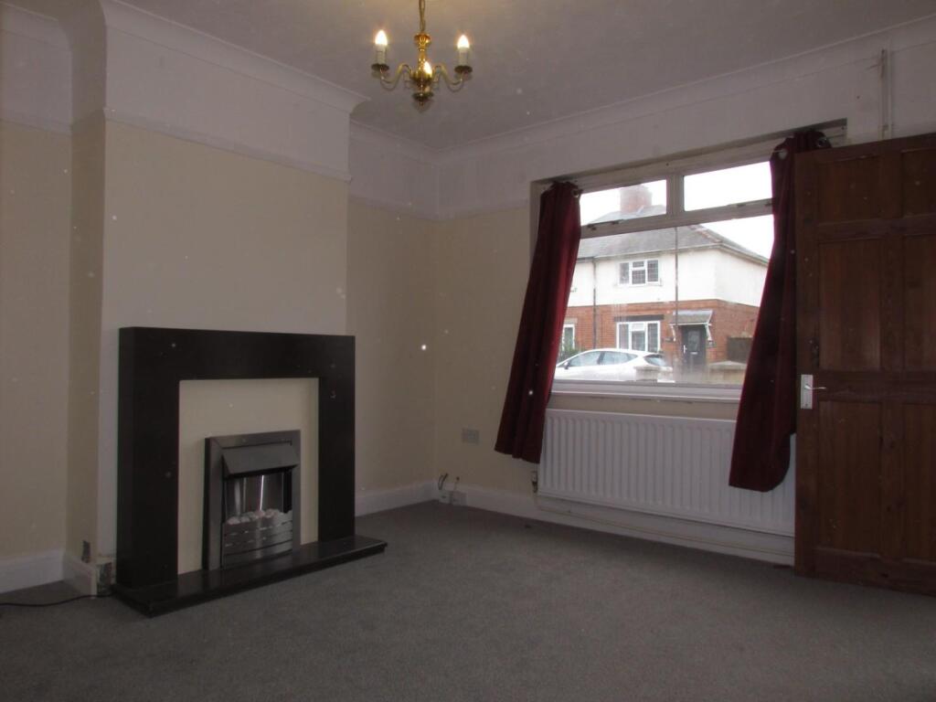 Stanton Avenue 25 Lounge1.JPG