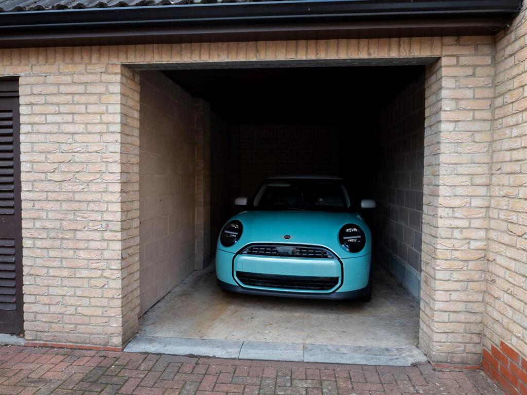 2Kelling carport.jpg
