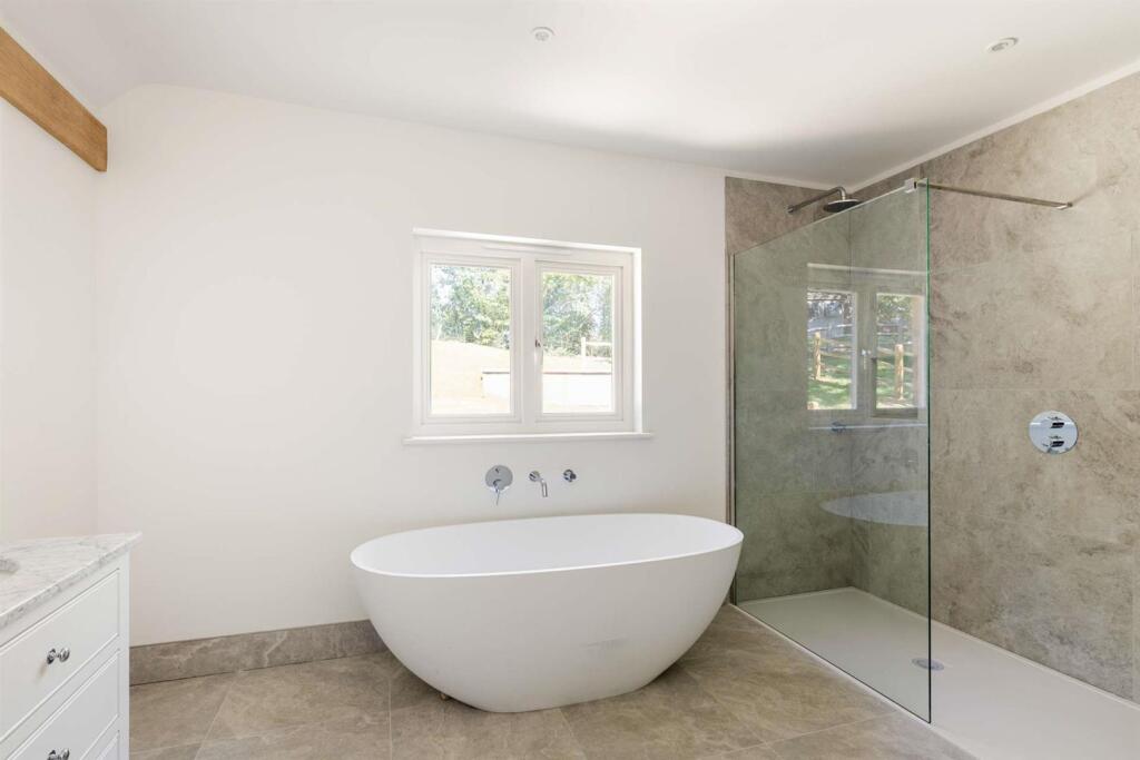 Oak Lodge, Dorking Road, Gomshall, GU5 9NY-53-1920