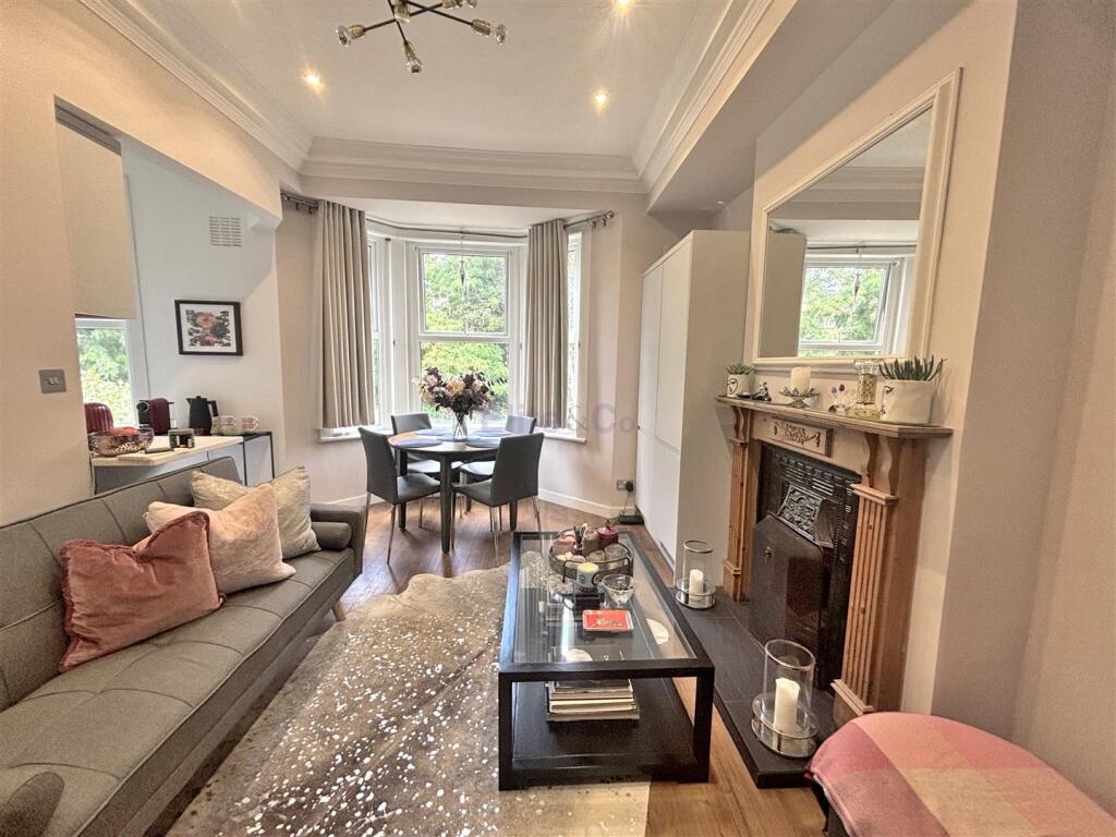 Lounge/Diner