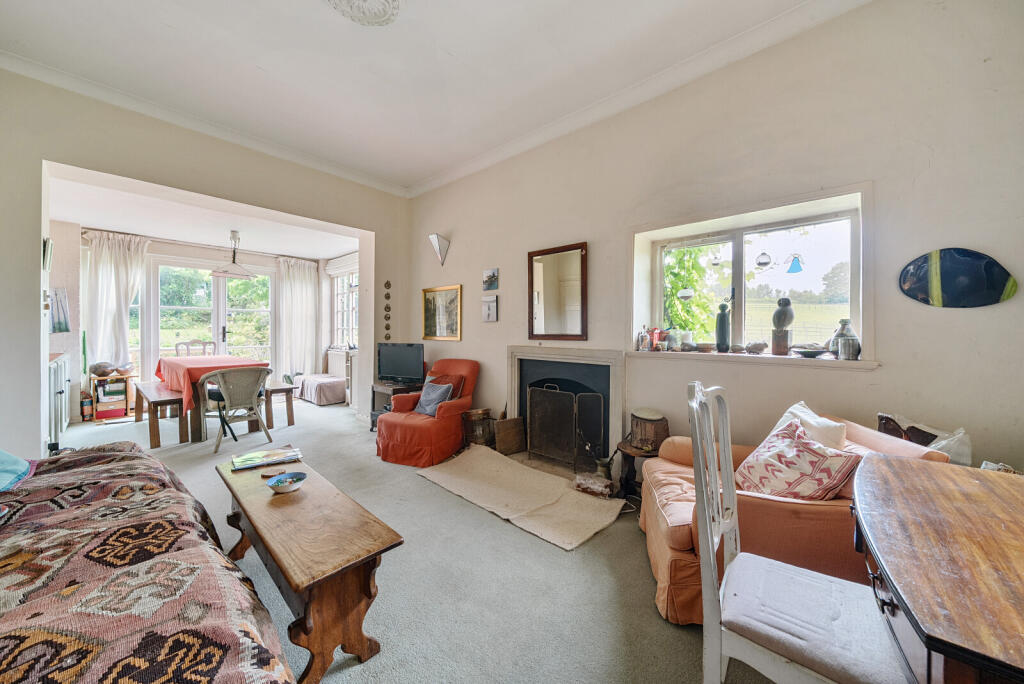 1300454-8-684696e...