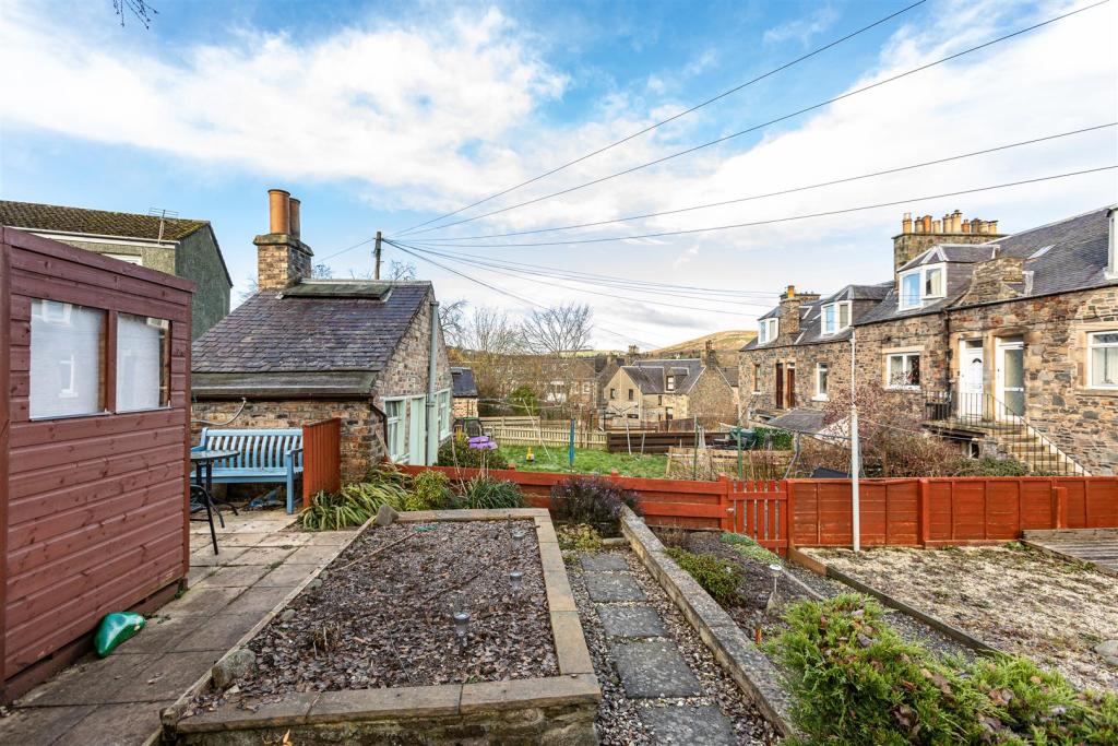 17 Woodside Place Galashiels 34.JPG