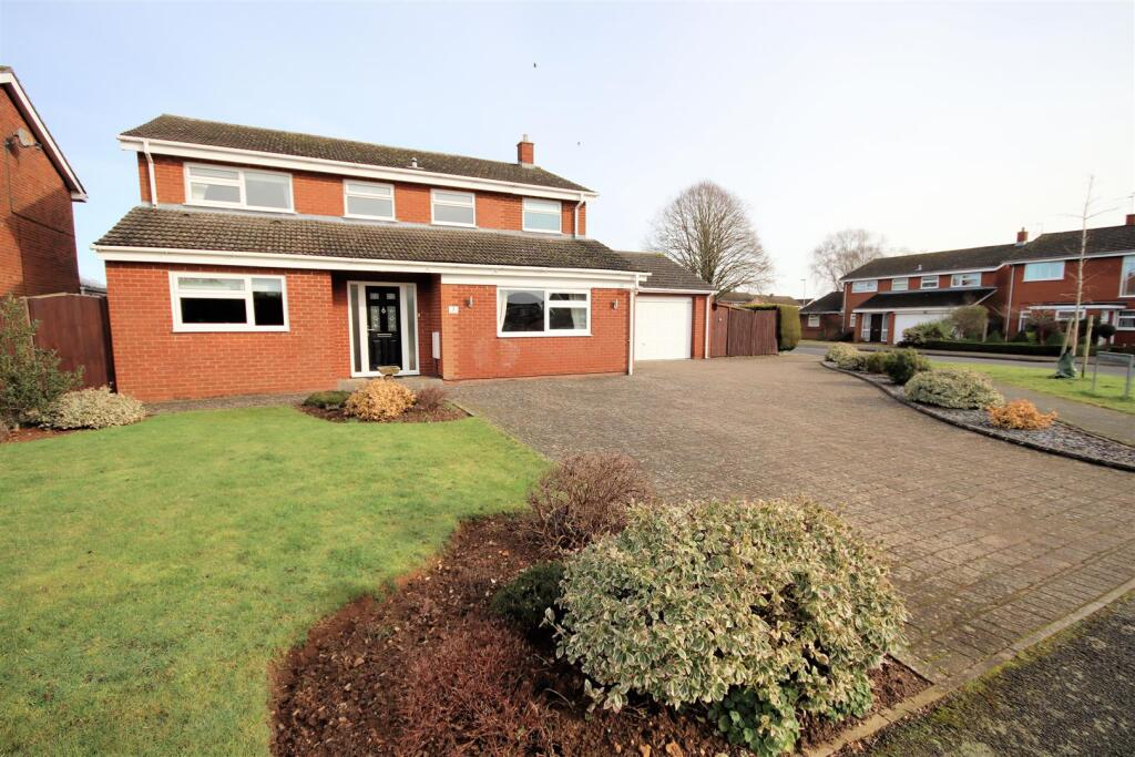 Front Garden &amp; Drive