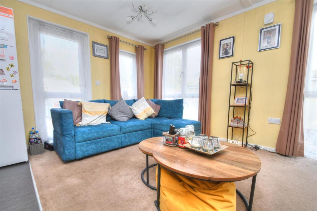 DSC_8819_Smooth 3.jpg