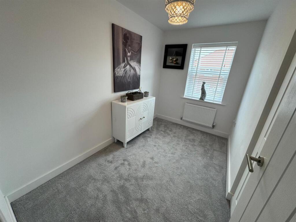 WhatsApp Image 2025-08-20 at 15.17.59.jpeg