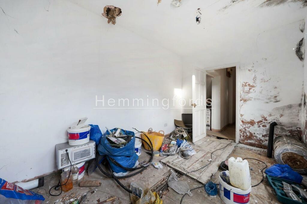 Commercial - 5A Woodlands Park Road - Cv89zavXJXv8