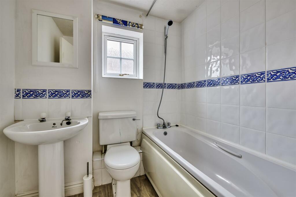 05-08-24-86 Creed Road Oundle-1518.jpg