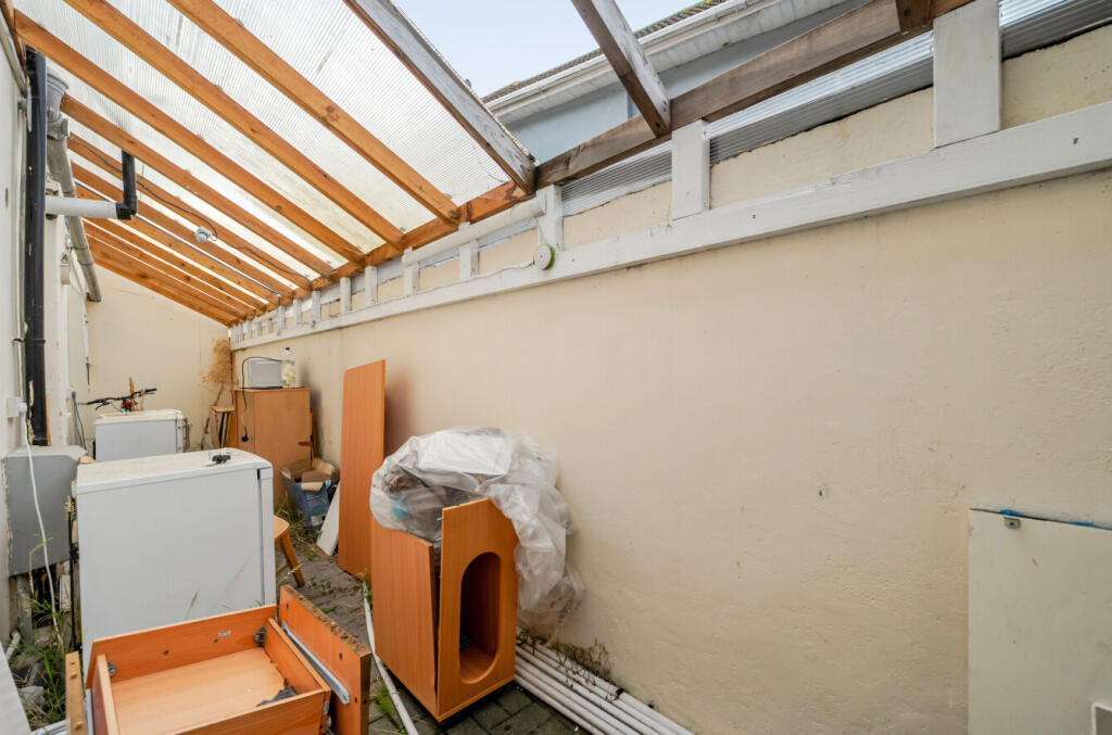 1386433-8-6949338...