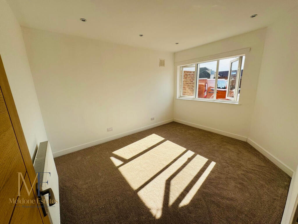 Bedroom_1