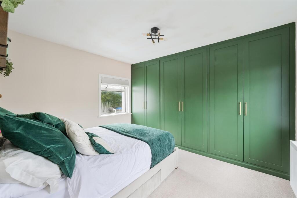 FERNDALE ROAD, 54  (3).jpg