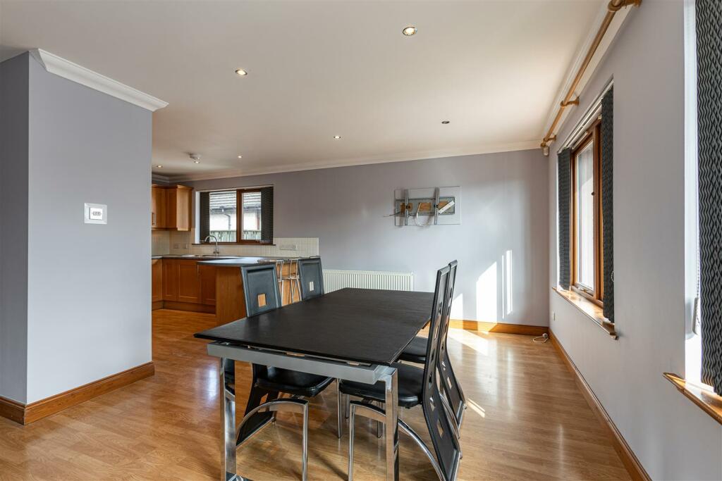 7 Hillside Drive Galashiels 21.JPG