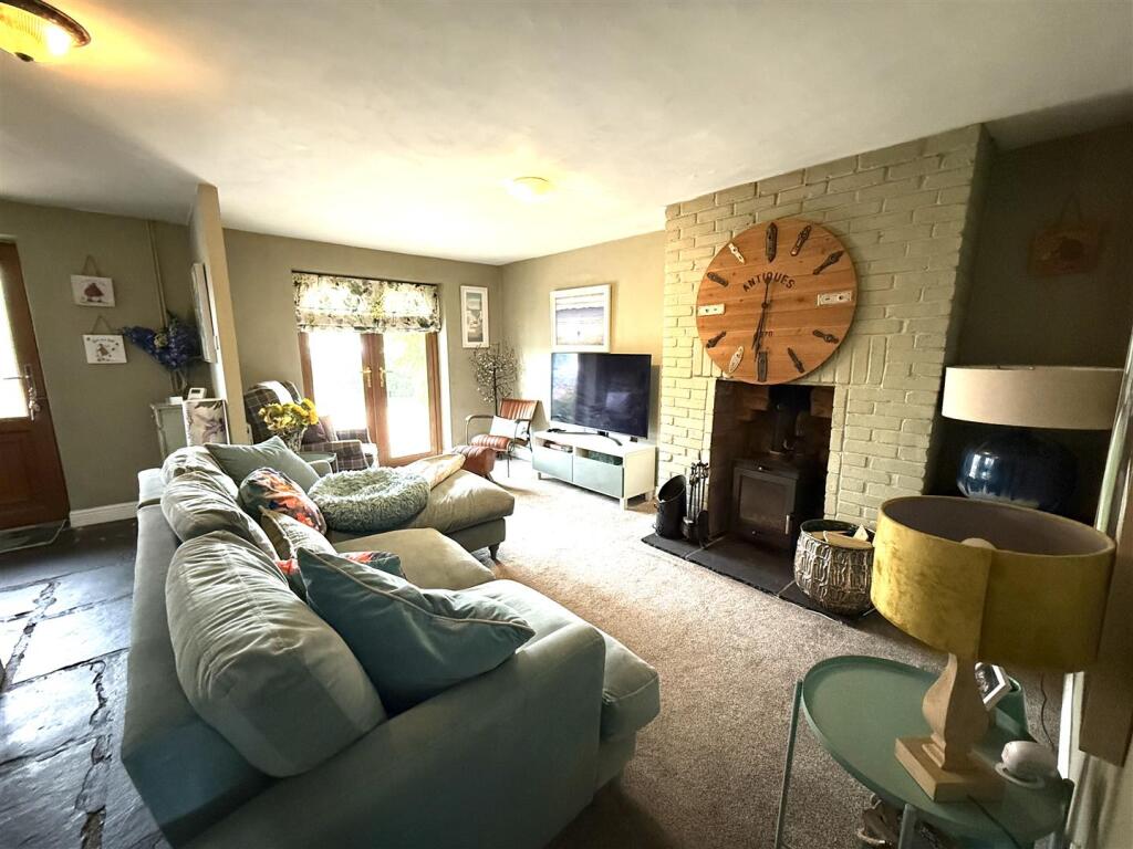 22 CHAD LOUNGE 5.jpeg