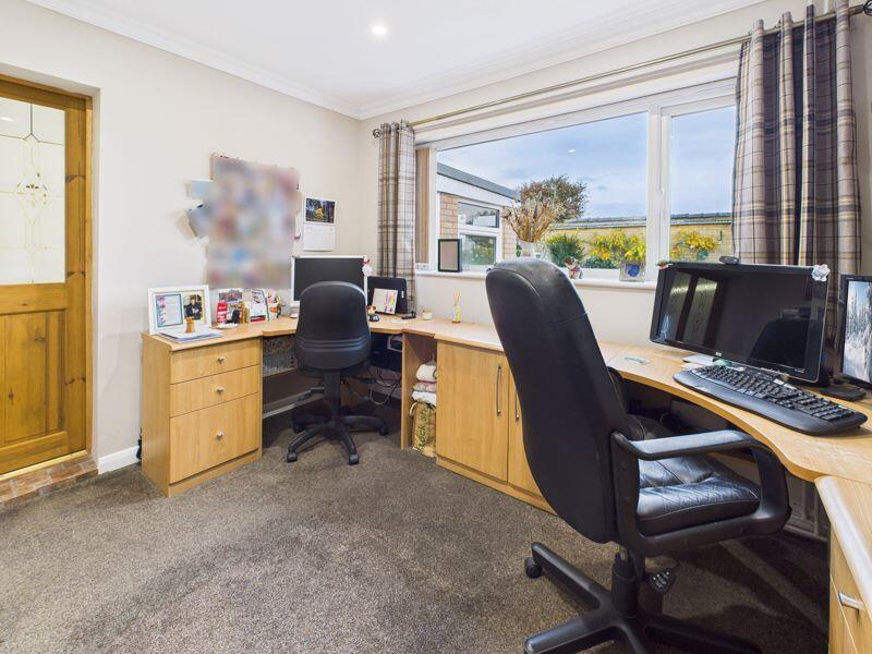 Bedroom 3/Office