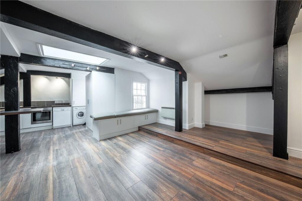 Studio Reception