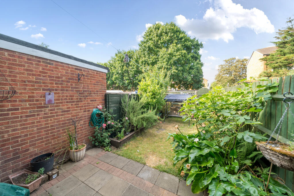 1315405-12-685c2d...