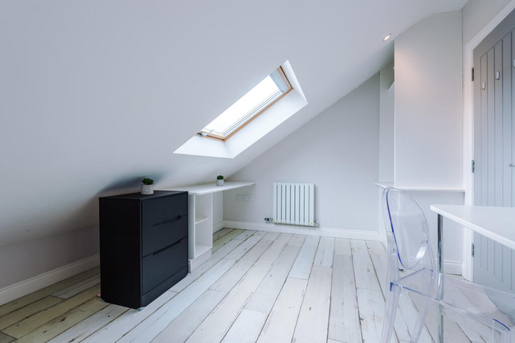 67 Woodcroft Road Bedroom 2