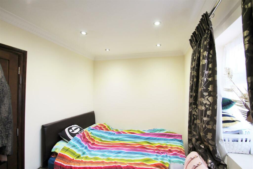 Crown ground floor bedroom.JPG