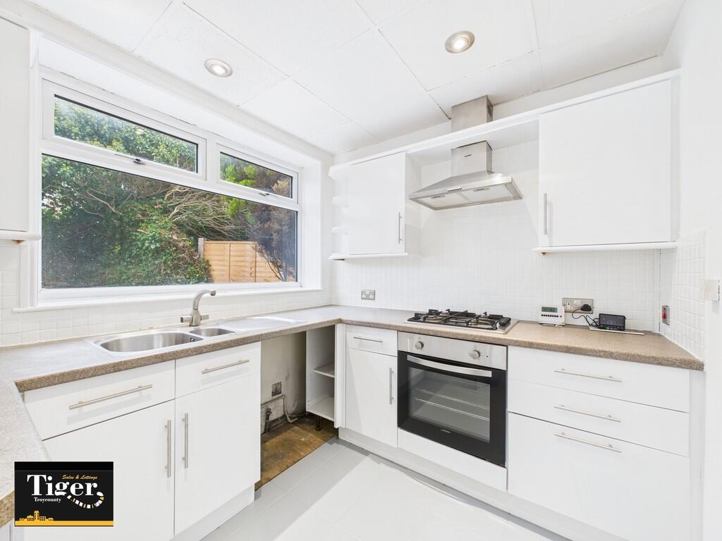 CAM03440G0-PR0433...