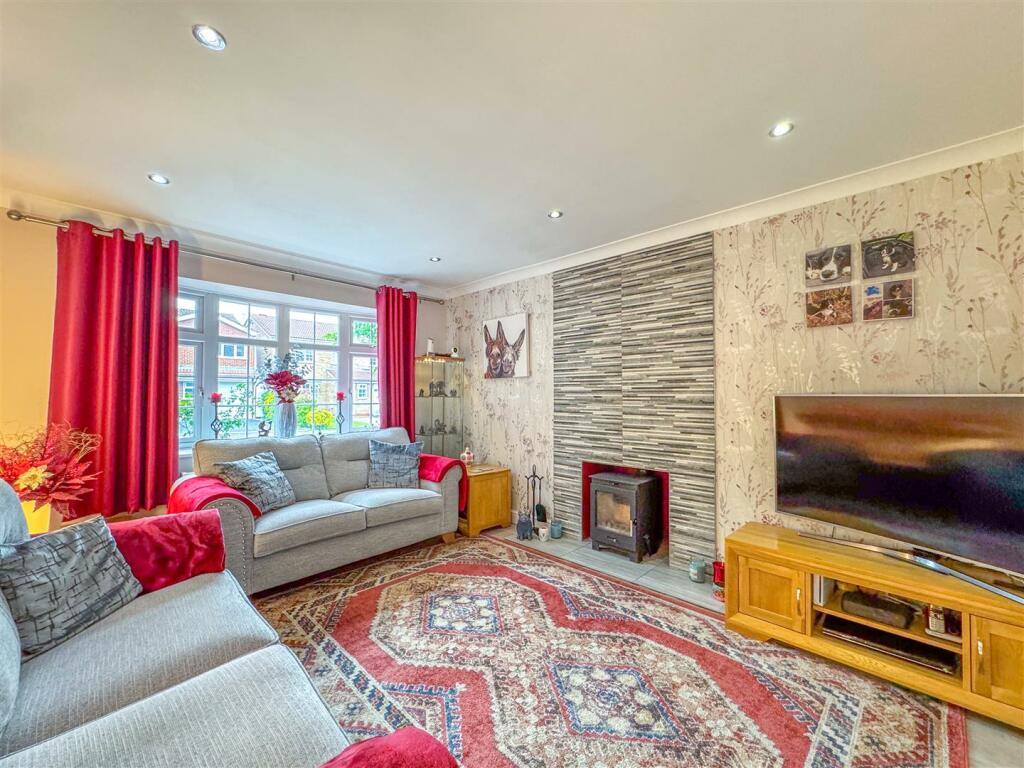 Wadebridge Drive - Image-21.jpg