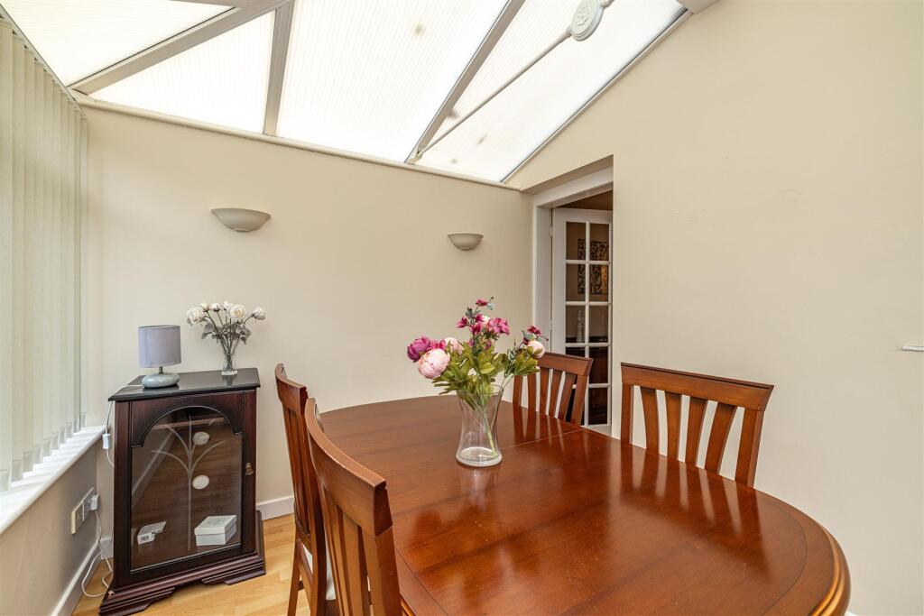 9 Sergeants Park Newtown St Boswells 12.JPG