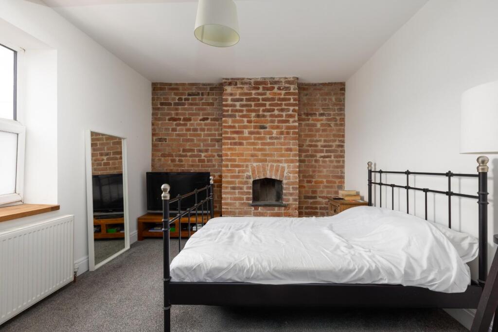 1 Sherbourne St, BS5-16.jpg