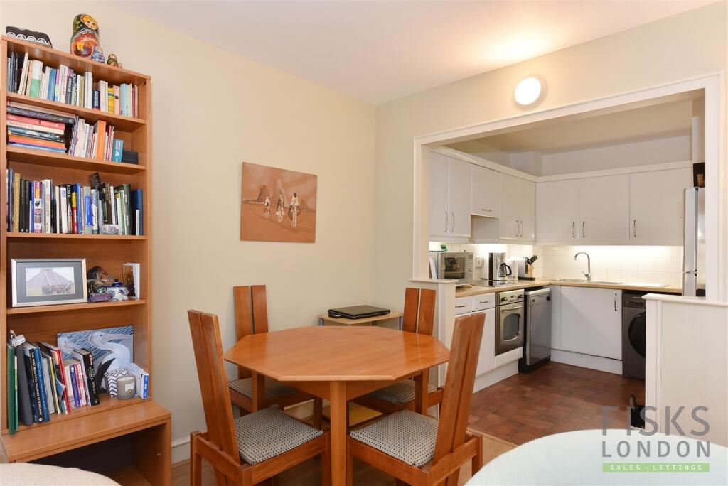 Cascades dinning room.jpg