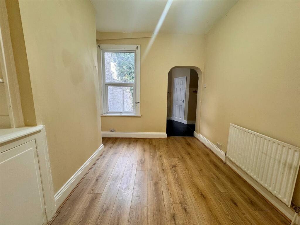 LivingRoom.jpg