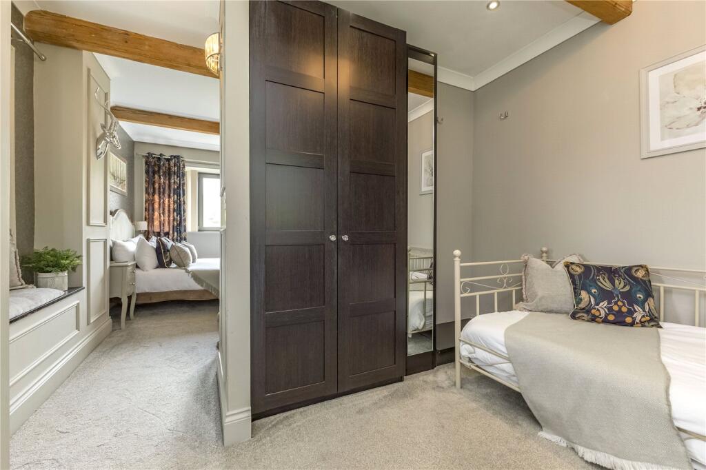 Nursery/Dressing Roo