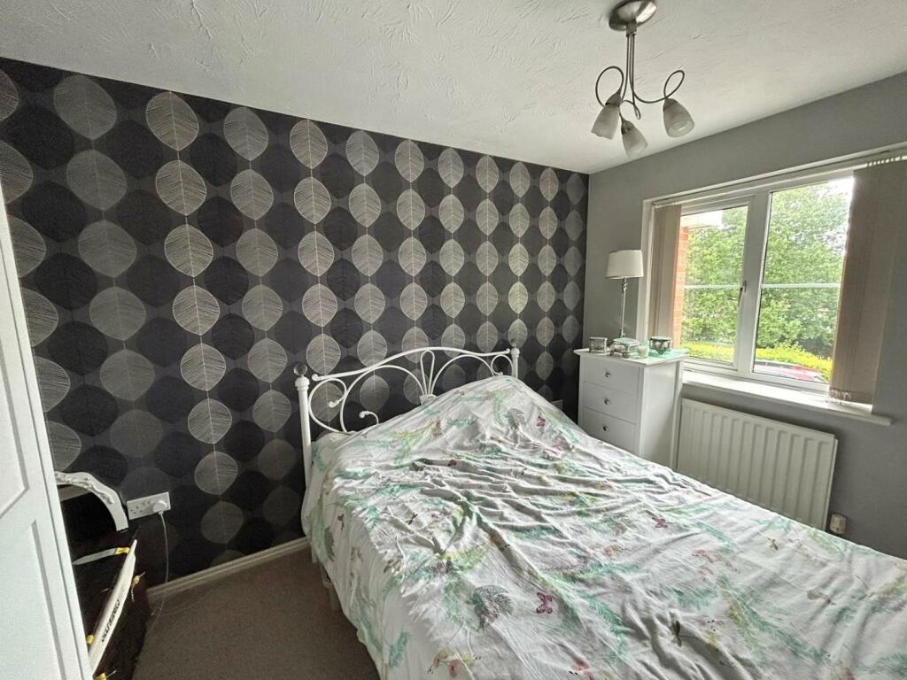 bedroom.jpg