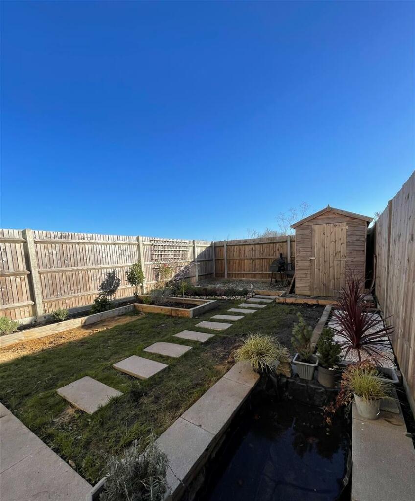 garden1.jpg