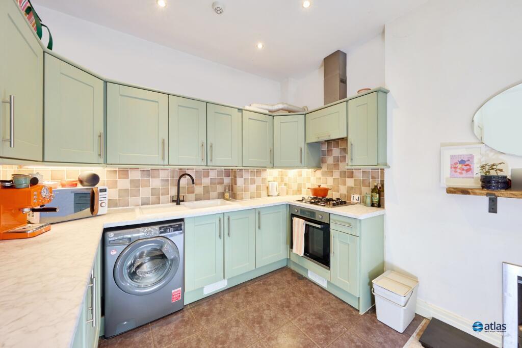 Kitchen/Lounge