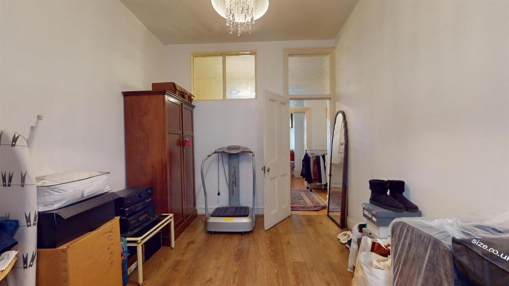 65SMMbedroom4.2.jpg