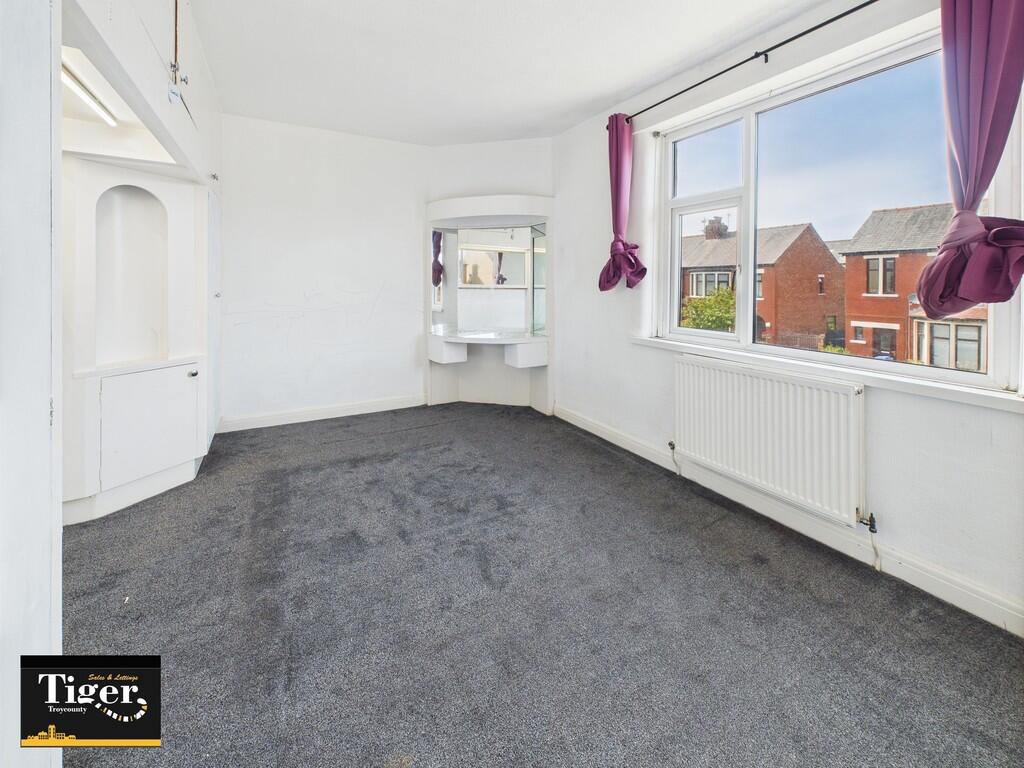 CAM02176G0-PR0669...