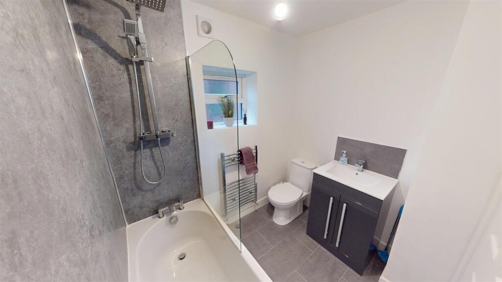 Cross Pit Lane Bathroom