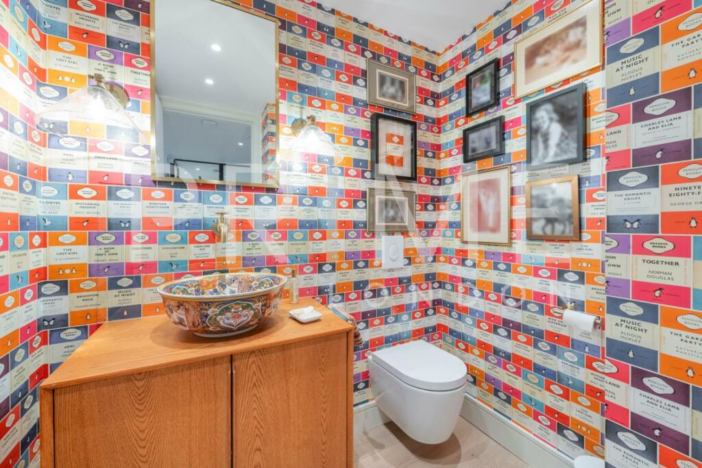 bathroom(3) (1).jpg