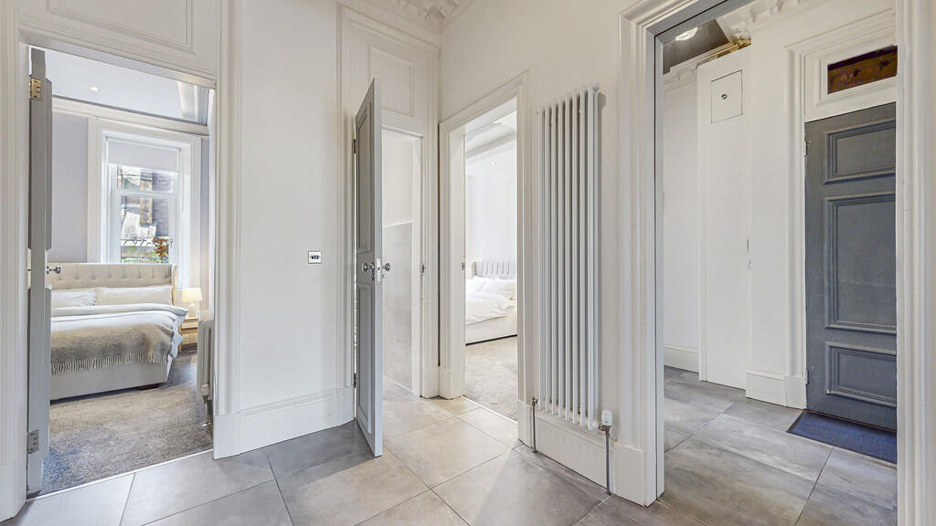 9-print-5 Holyroo...