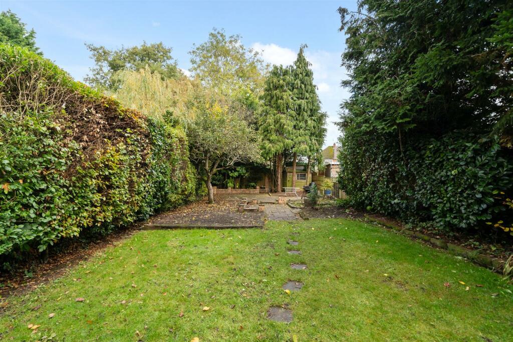 82 Burman Road, Shirley, B90 2BQ DMS3006_19.jpg