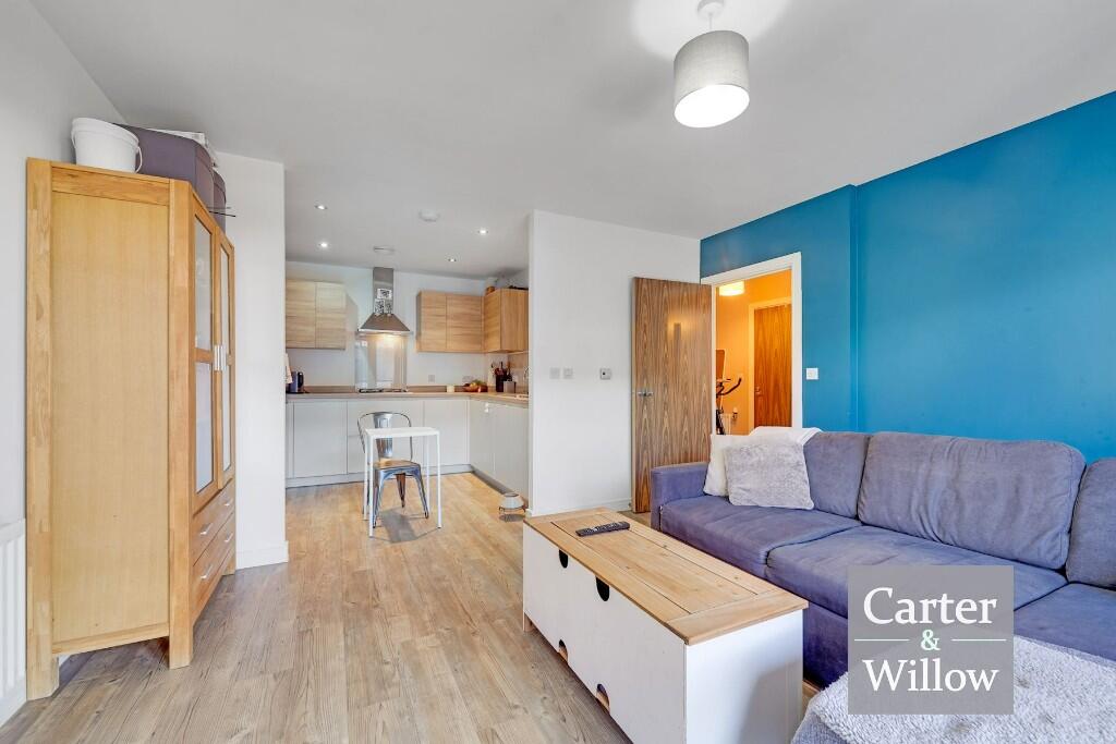 Kitchen/reception 