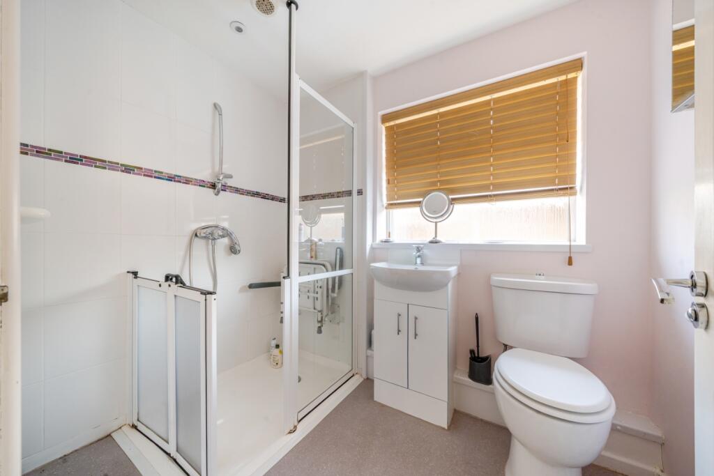 1336034-5-68933ba29846a